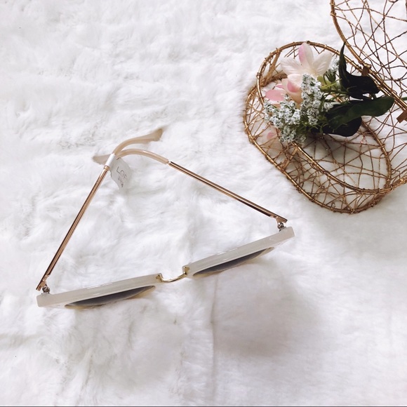LOFT Light Metallic Arm Round Sunglasses - Picture 5 of 8
